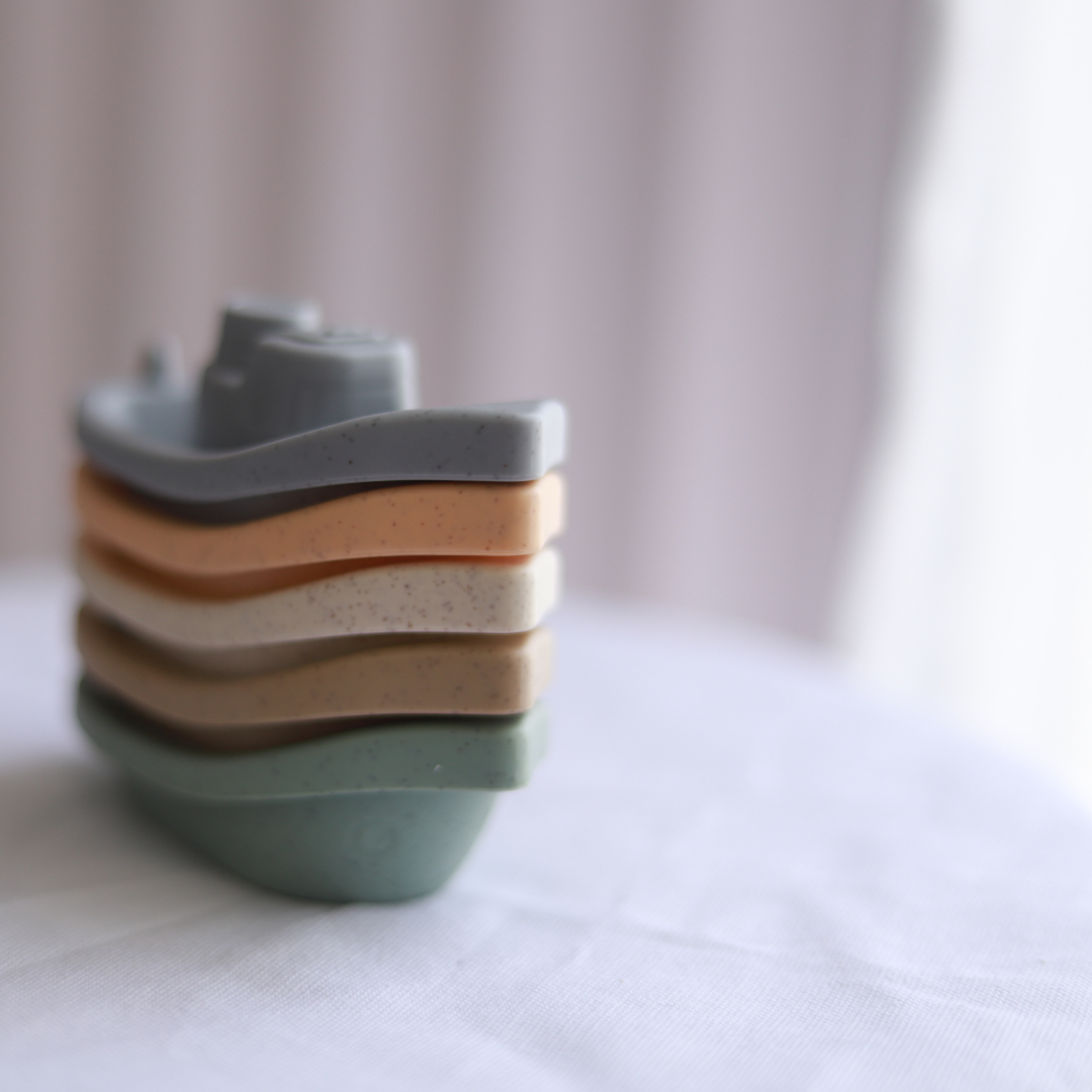 Water & Sand Play - Sailboats